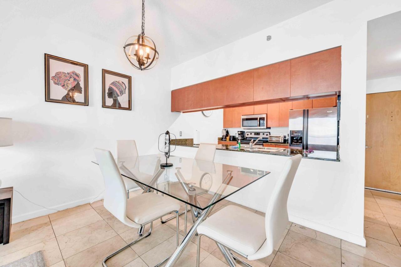 Апартаменты Modern 1 Bed In The Heart Of Brickell With Free Parking Майами Экстерьер фото